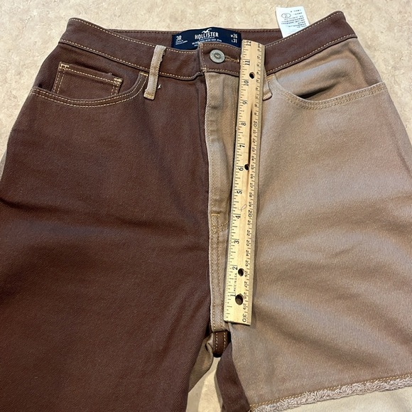 ADORABLE Hollister Patterned Wide Bottom Jean - Picture 5 of 6